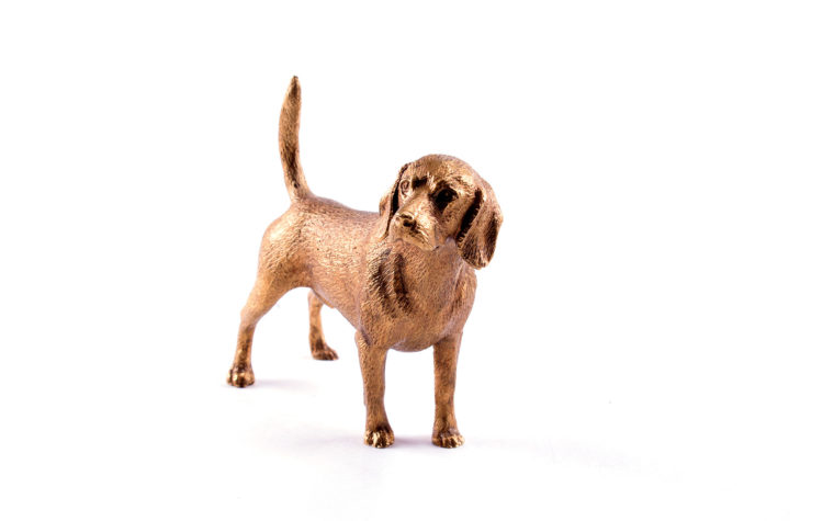 Bronze statuette Beagle