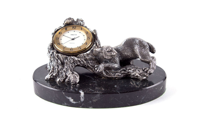Bronze clock Lynx